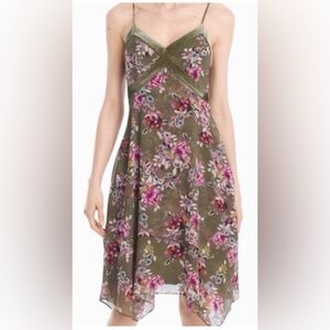 White House Black Market green floral handkerchief dress with velvet trim sz 2